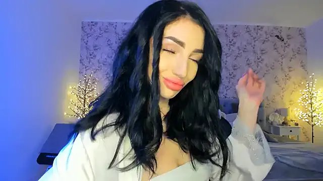 NancyLovee_ on StripChat 