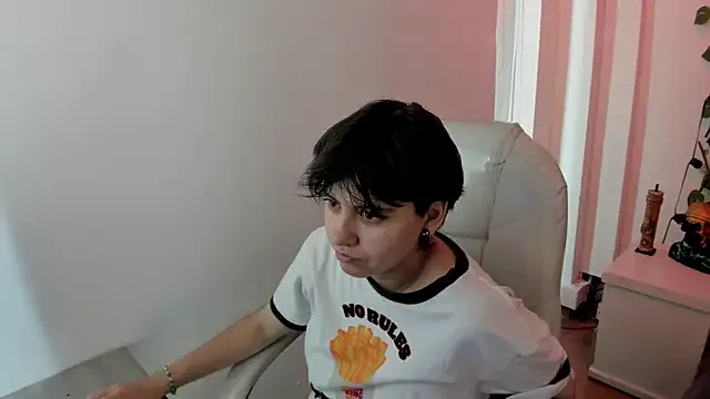 Nathaly_ds on StripChat