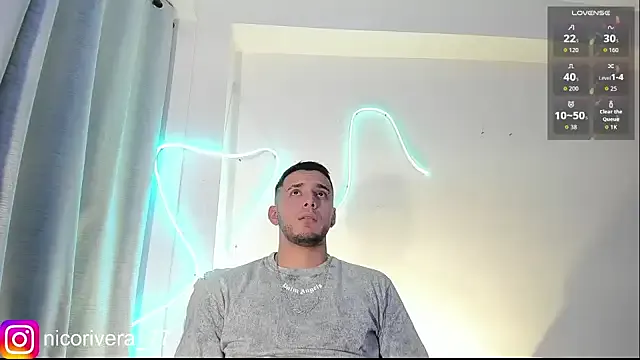 nico_rivera on StripChat