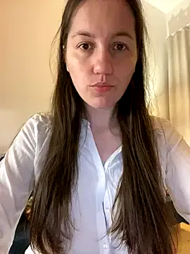 Nicole-Ray on StripChat