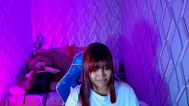 NicolleTaylor on StripChat