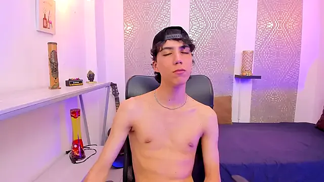 Nikolay_Gregori on StripChat