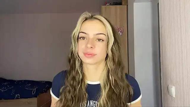 NKaaCroos — tum around