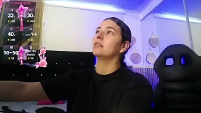 Noah_Jhonson — suck tits + masturbate  