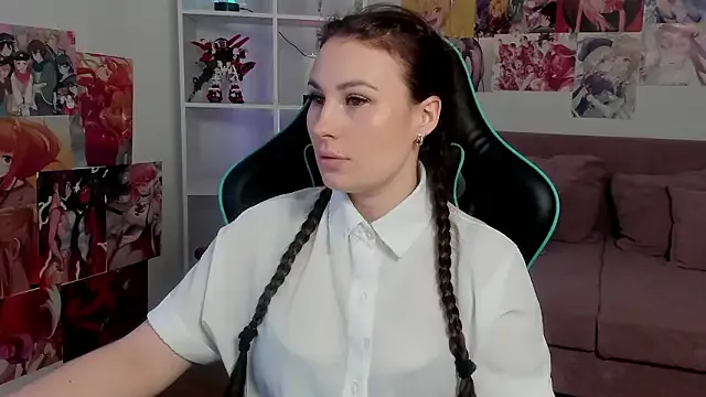 NoraFoxes on StripChat