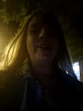 Off_the_Lesh on StripChat 