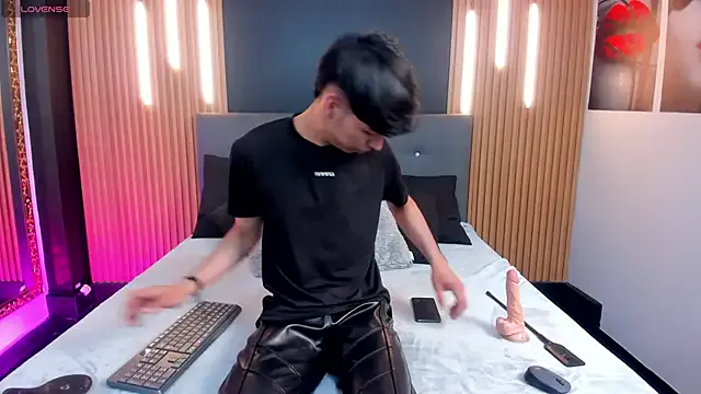 OnlyJos on StripChat