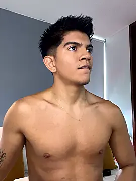 OnlySantty on StripChat