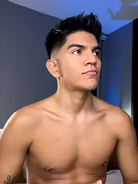 OnlySantty on StripChat