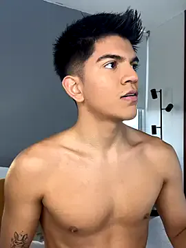 OnlySantty on StripChat