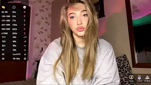 OrethaEredia on StripChat