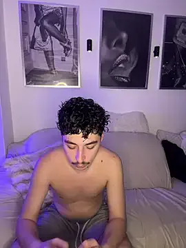 Pablo27622 on StripChat