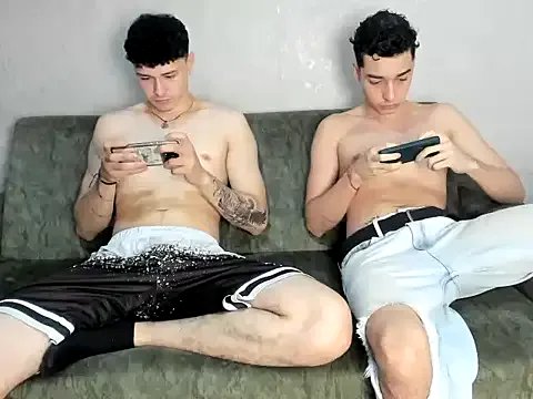 persy_sexxx18 on StripChat