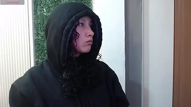 pettymoon1 on StripChat 