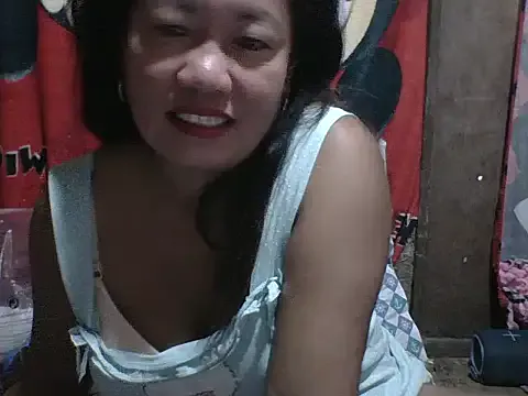 pinaySandra on StripChat