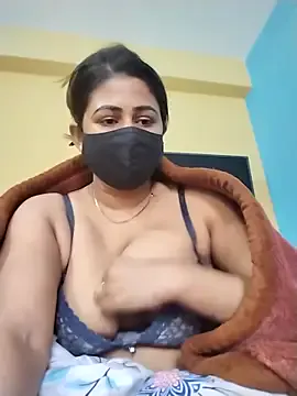 pinkihot23 on StripChat