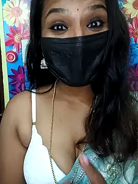 Premalatha_28 on StripChat