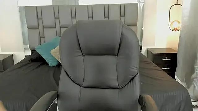 pretty_ariiel — Make me happy and cum daddy