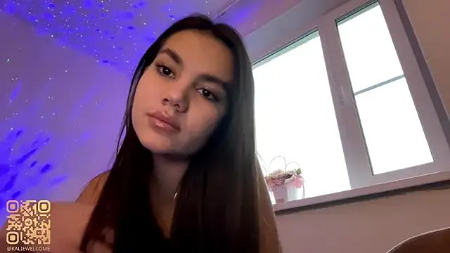 Priscillla_Cute on StripChat