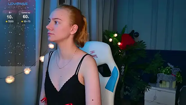 Ramona___ on StripChat