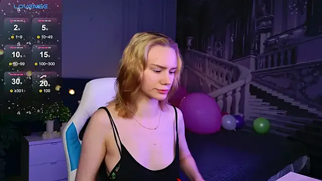 Ramona___ on StripChat