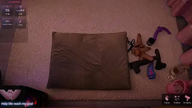 Redhead_Shark_new on StripChat