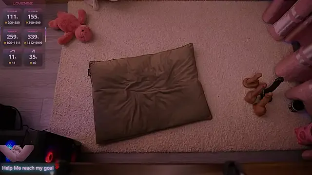 Redhead_Shark_new on StripChat