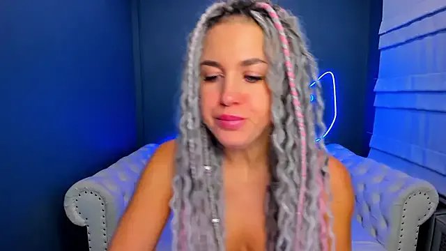 rock_n_roxy on StripChat