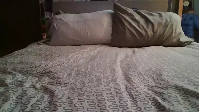 Romieworld on StripChat