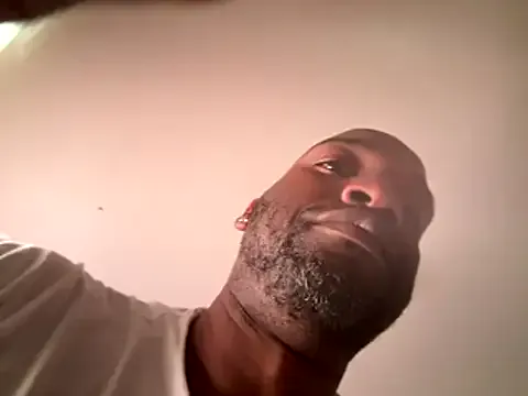 Romieworld on StripChat