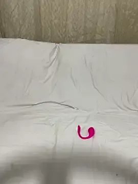 Roroali1 on StripChat 