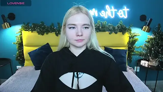 RuthBryant on StripChat