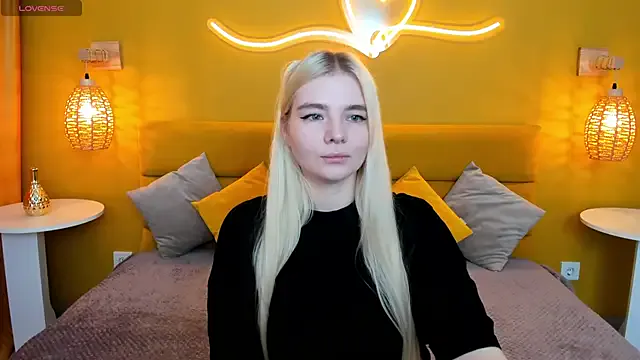 RuthBryant on StripChat