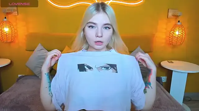 RuthBryant on StripChat