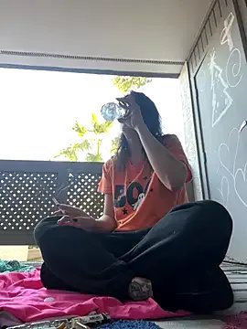 SafeinouterSpace on StripChat