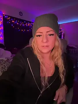 sage_love — LT gets last night ticket show hot !!