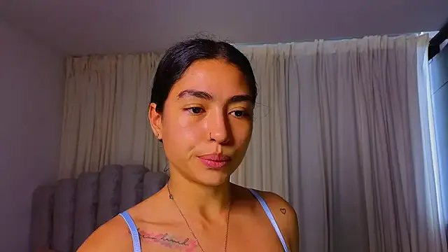 samantha_bss on StripChat 