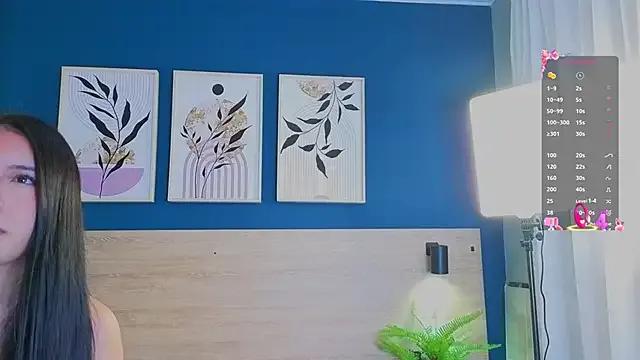 SarahMiler_ on StripChat 