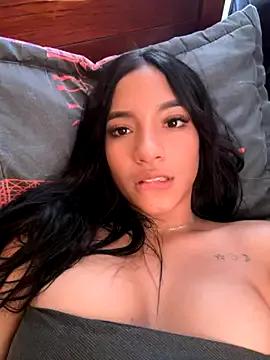 Saray_reyes on StripChat 