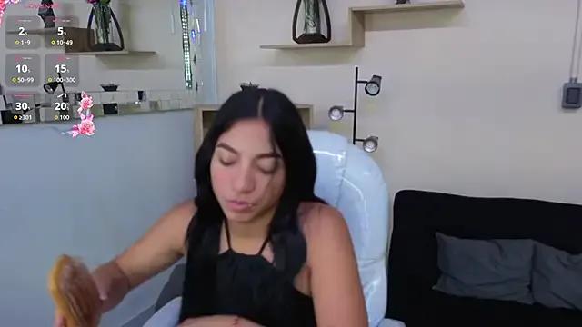 Saray_reyes on StripChat 