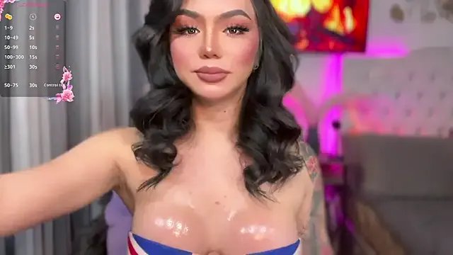 sassy_olivia on StripChat 