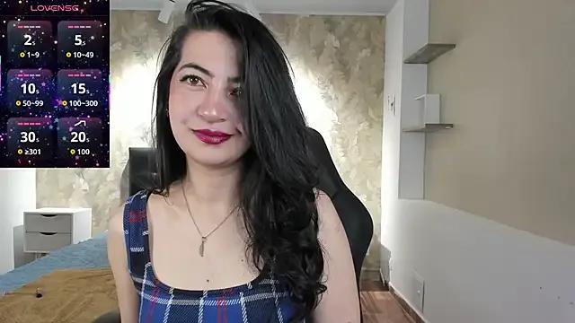 Saya_Amaretto1 on StripChat 