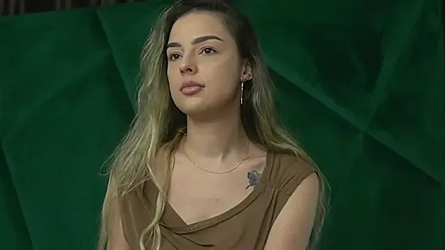 ScarletColes on StripChat