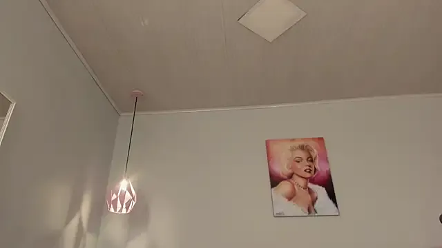 ScarletGV on StripChat