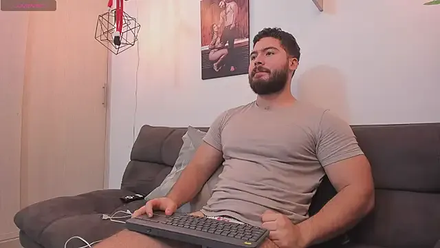 SebastianVilla_ on StripChat