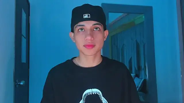 Sebax_Young on StripChat