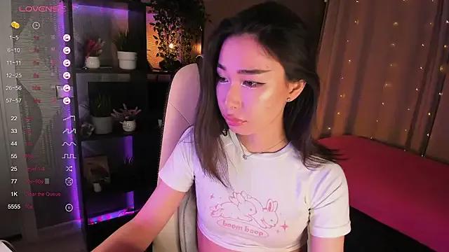 sensualily on StripChat 