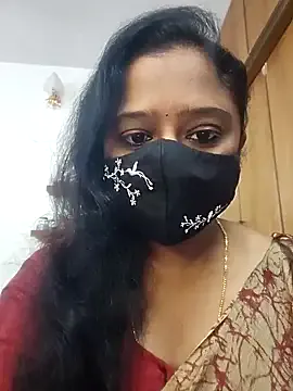 sexynayan23 on StripChat