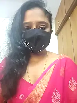 sexynayan23 on StripChat