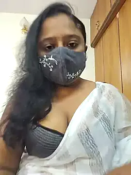 sexynayan23 on StripChat